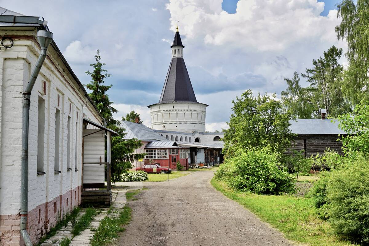Успенский Иосифо-Волоцкий монастырь, Теряево (Волоколамский городской округ, Московская область). дополнительная информация