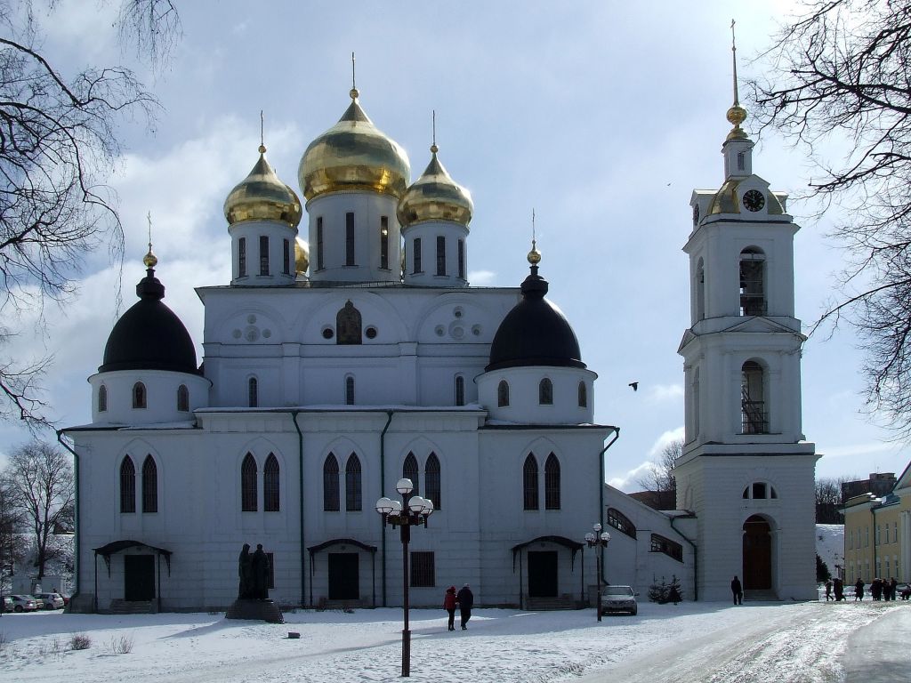 Дмитров. Собор Успения Пресвятой Богородицы. фасады