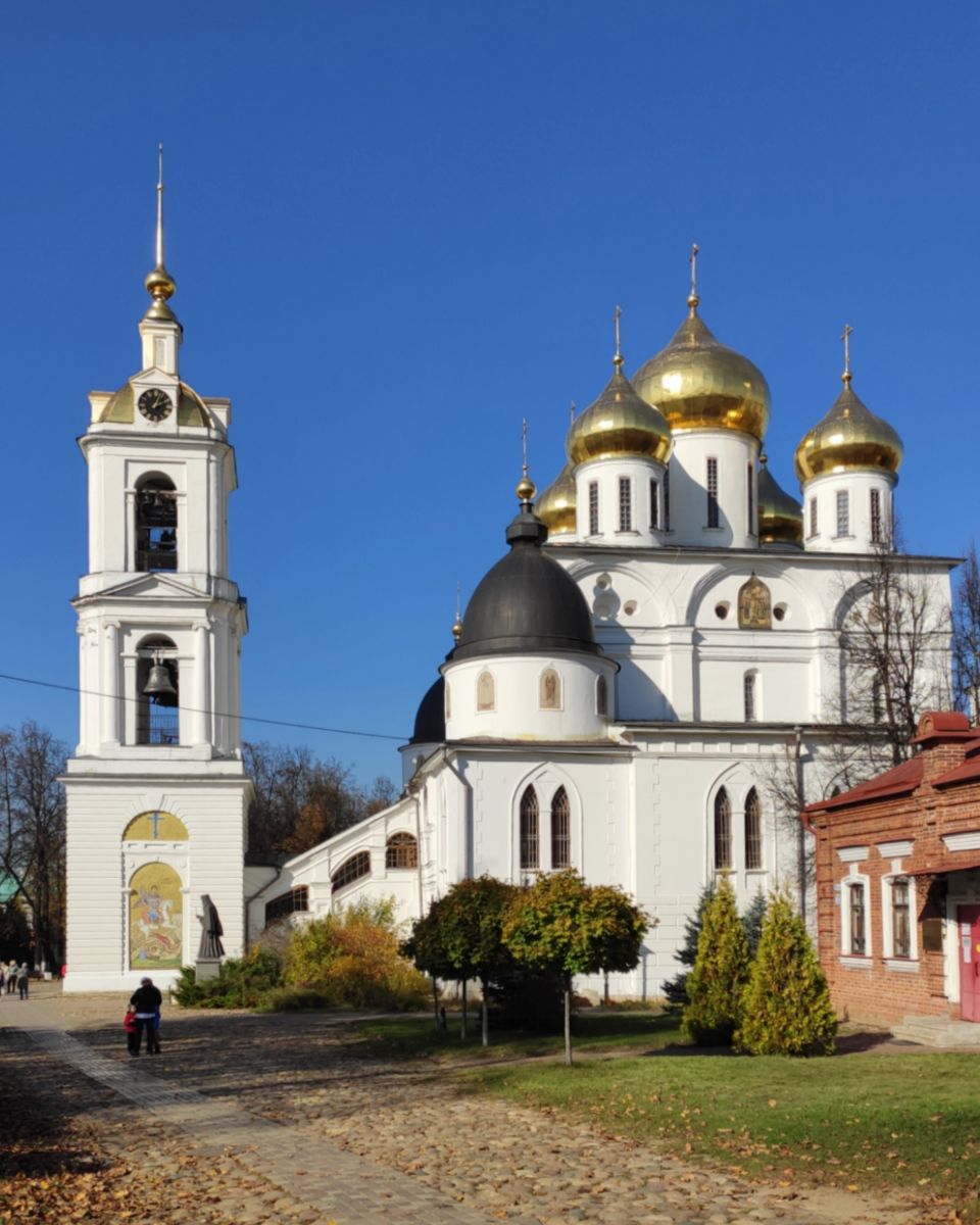 Собор Успения Пресвятой Богородицы, Дмитров (Дмитровский городской округ, Московская область). фасады