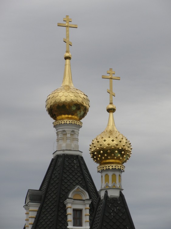 Церковь Елиcаветы, Дмитров (Дмитровский городской округ, Московская область). архитектурные детали, Купола храма