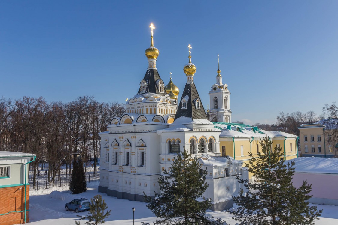 Дмитров. Церковь Елиcаветы. фасады