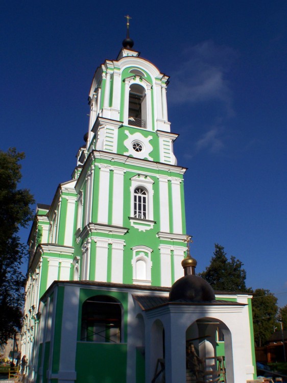 Церковь Троицы Живоначальной (Тихвинская), Дмитров (Дмитровский городской округ, Московская область). фасады