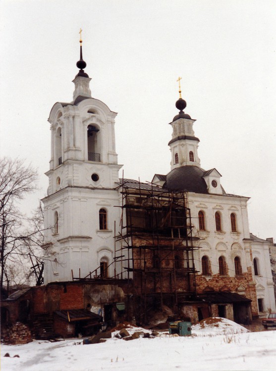 Церковь Троицы Живоначальной (Тихвинская), Дмитров (Дмитровский городской округ, Московская область). фасады