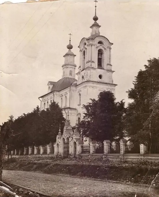 Церковь Троицы Живоначальной (Тихвинская), Дмитров (Дмитровский городской округ, Московская область). архивная фотография, Фото 1930 г.
