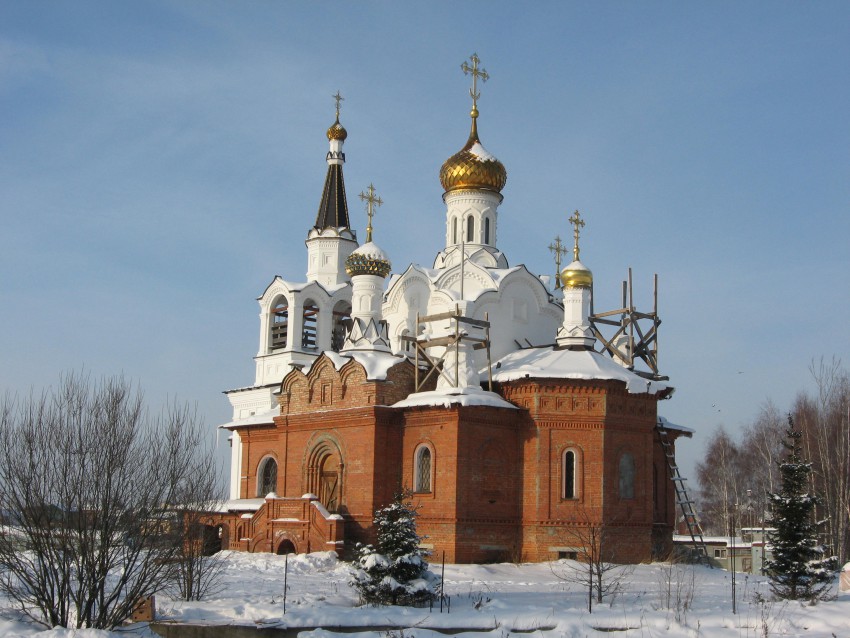 Белоозёрский. Церковь Всех Святых, в земле Российской просиявших. фасады