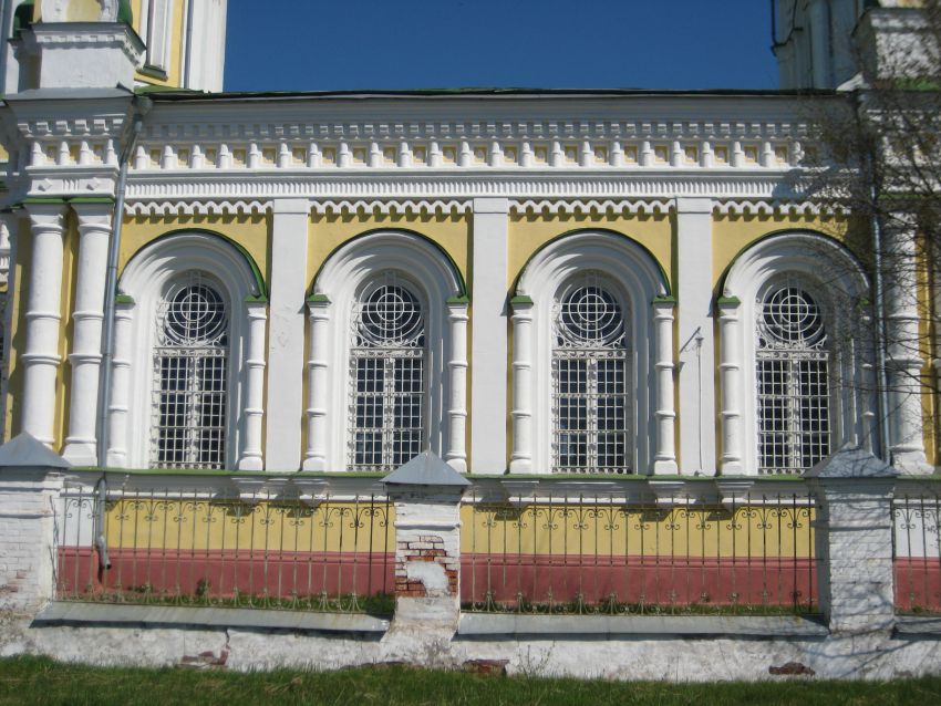 Церковь Тихвинской иконы Божией Матери, Цюрупы им., посёлок (Воскресенский городской округ, Московская область). архитектурные детали
