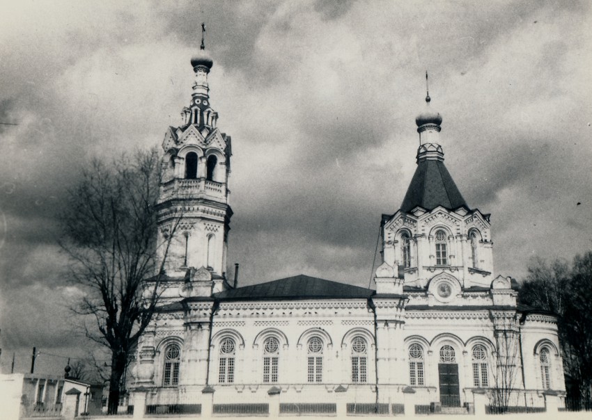 Церковь Тихвинской иконы Божией Матери, Цюрупы им., посёлок (Воскресенский городской округ, Московская область). фасады