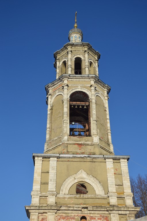 Виноградово (Алешино). Церковь Космы и Дамиана. фасады