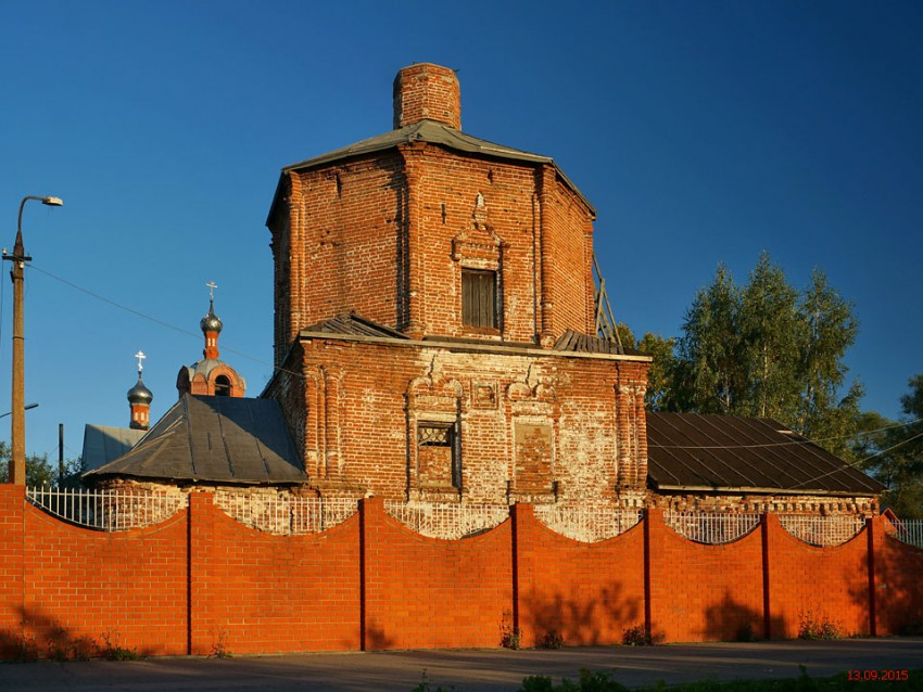Церковь Троицы Живоначальной (старая), Конобеево (Воскресенский городской округ, Московская область). фасады