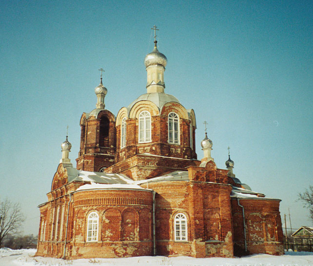 Конобеево. Церковь Троицы Живоначальной (новая). фасады