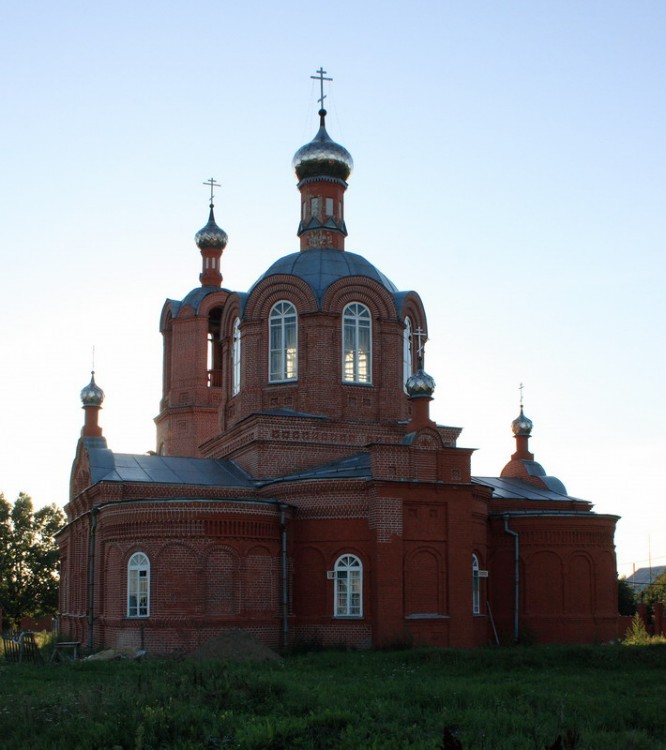 Церковь Троицы Живоначальной (новая), Конобеево (Воскресенский городской округ, Московская область). фасады