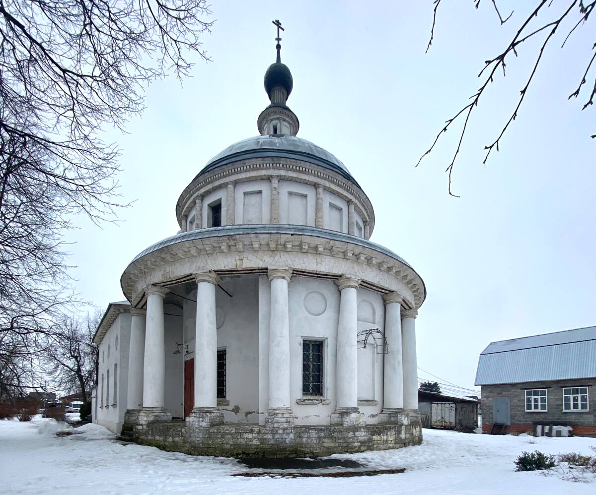 Церковь Успения Пресвятой Богородицы, Константиново (Воскресенский городской округ, Московская область). фасады, Вид с востока