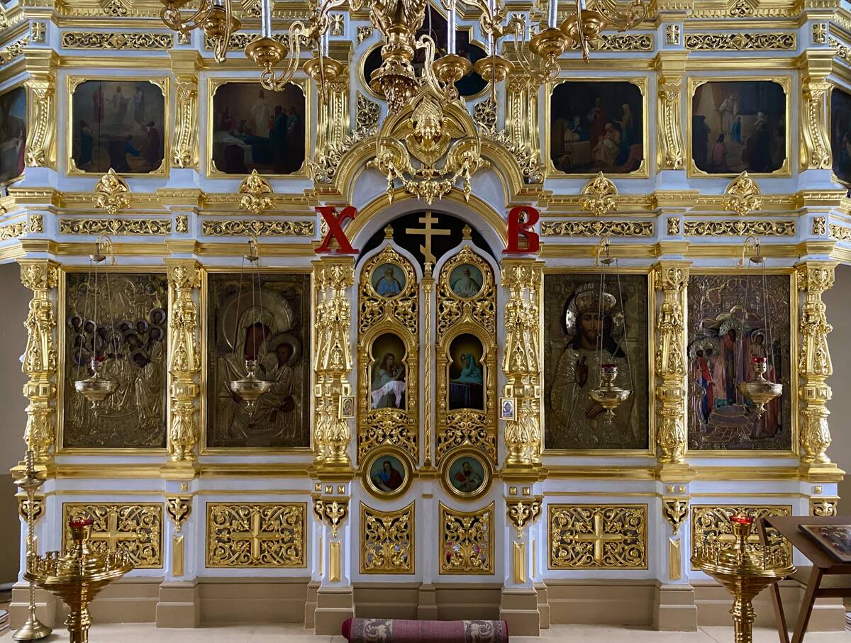 Церковь Воздвижения Креста Господня, Марчуги (Воскресенский городской округ, Московская область). интерьер и убранство, Главный иконостас, нижние яруса и Царские врата