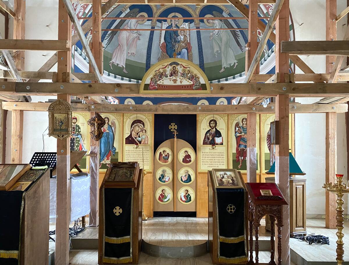 Церковь Илии Пророка (каменная), Петровское (Воскресенский городской округ, Московская область). интерьер и убранство, Интерьер главного объёма в процессе живописных работ