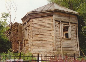 Петровское. Церковь Илии Пророка (деревянная)