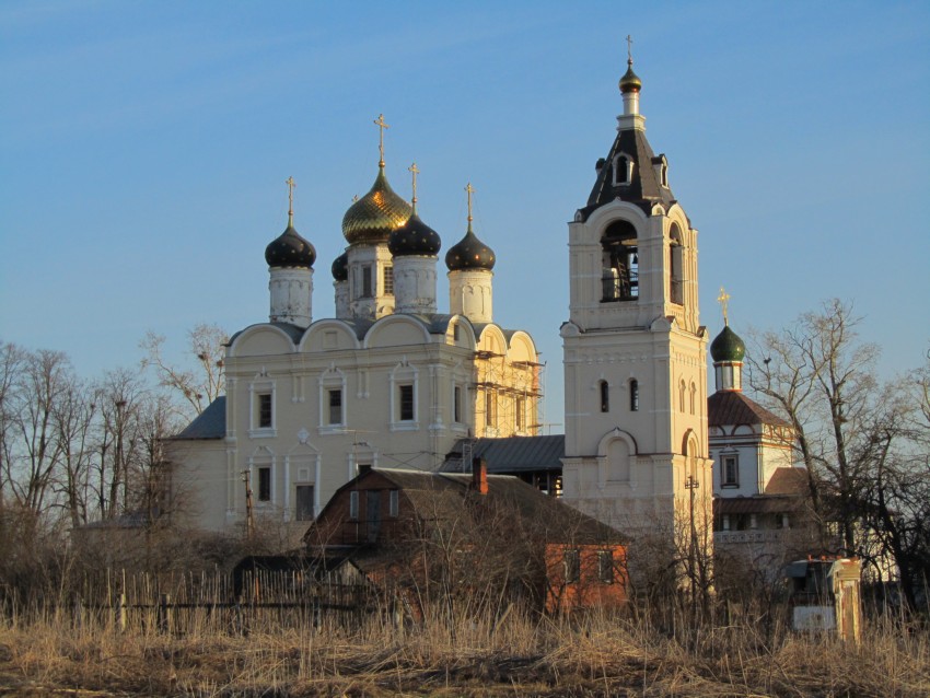 вид с севера, фасады. Краснохолмская Ново-Соловецкая Марчуговская пустынь, Фаустово (Красный холм) (Воскресенский городской округ, Московская область)