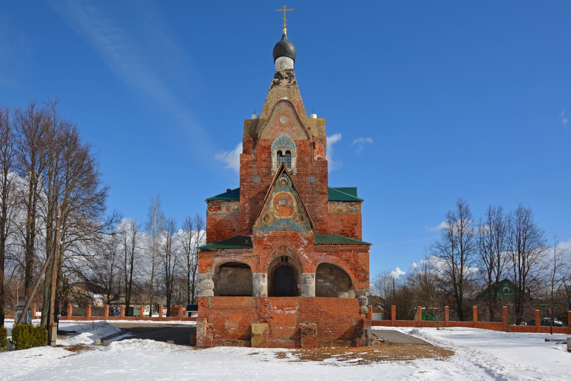 Церковь Серафима Саровского, Федино (Воскресенский городской округ, Московская область). общий вид в ландшафте, Вид с запада