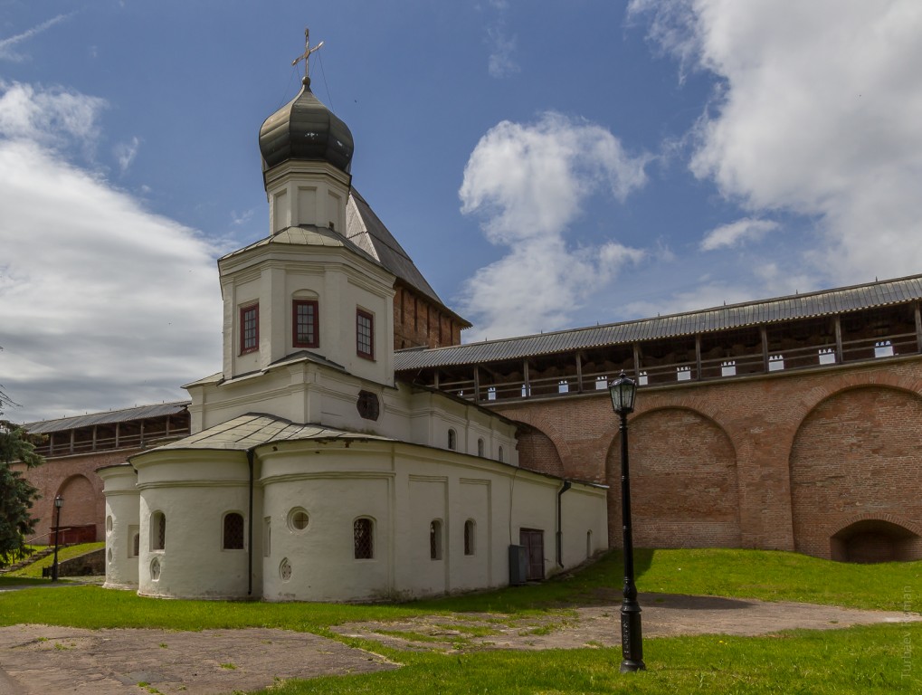 Кремль. Церковь Покрова Пресвятой Богородицы, Великий Новгород (Великий Новгород, город, Новгородская область). фасады