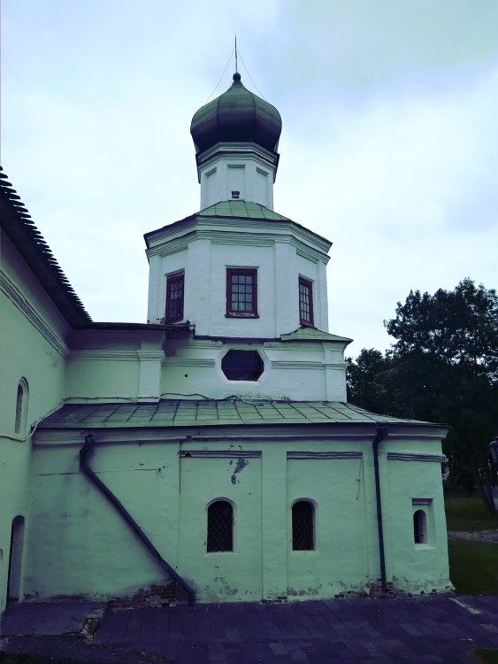 Кремль. Церковь Покрова Пресвятой Богородицы, Великий Новгород (Великий Новгород, город, Новгородская область). фасады