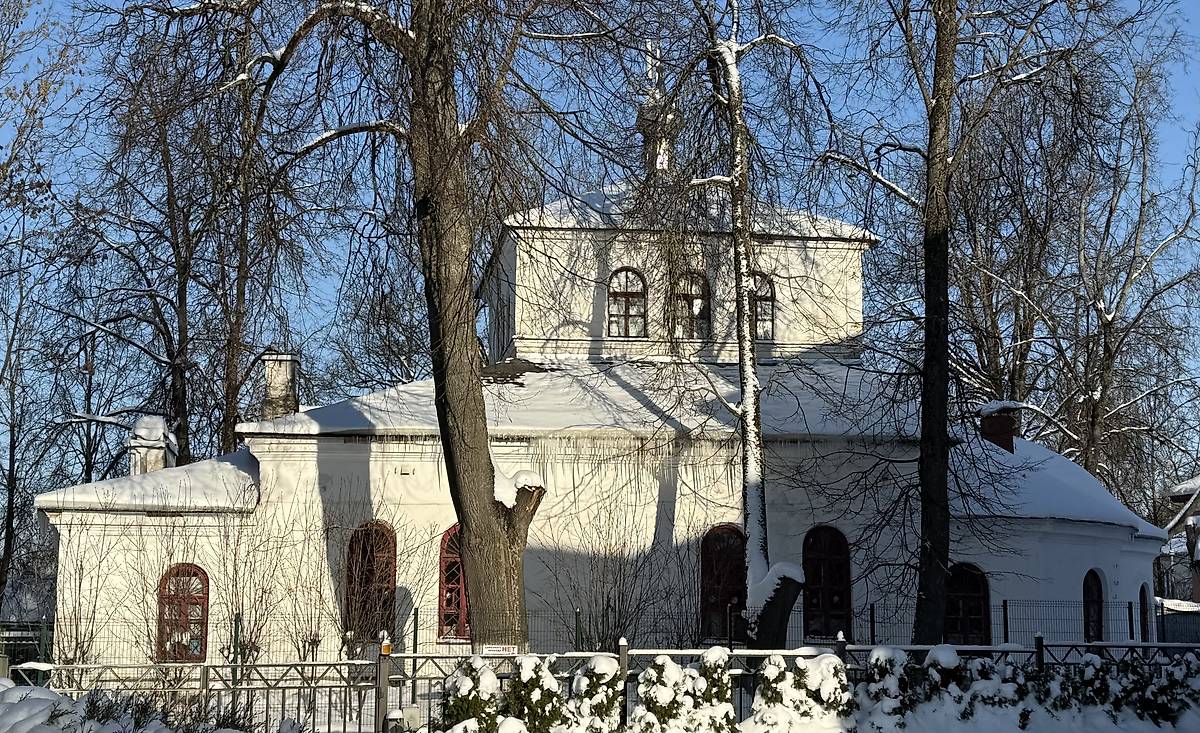 Вид с юга, фасады. Церковь Пантелеимона Целителя (Николо-Кочановская), Великий Новгород (Великий Новгород, город, Новгородская область)