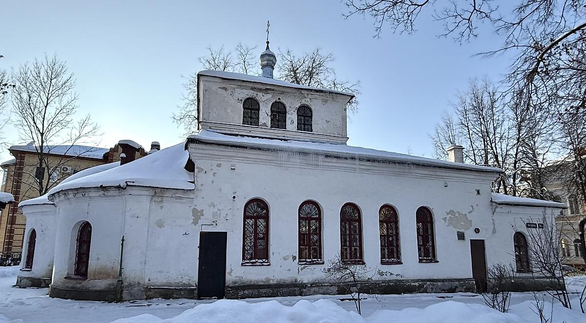 Вид с севера, фасады. Церковь Пантелеимона Целителя (Николо-Кочановская), Великий Новгород (Великий Новгород, город, Новгородская область)