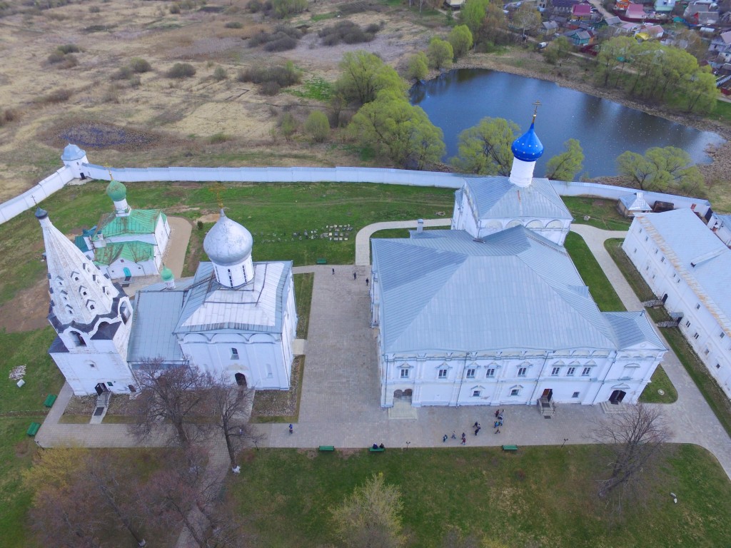 Данилов монастырь Переславль Залесский осень