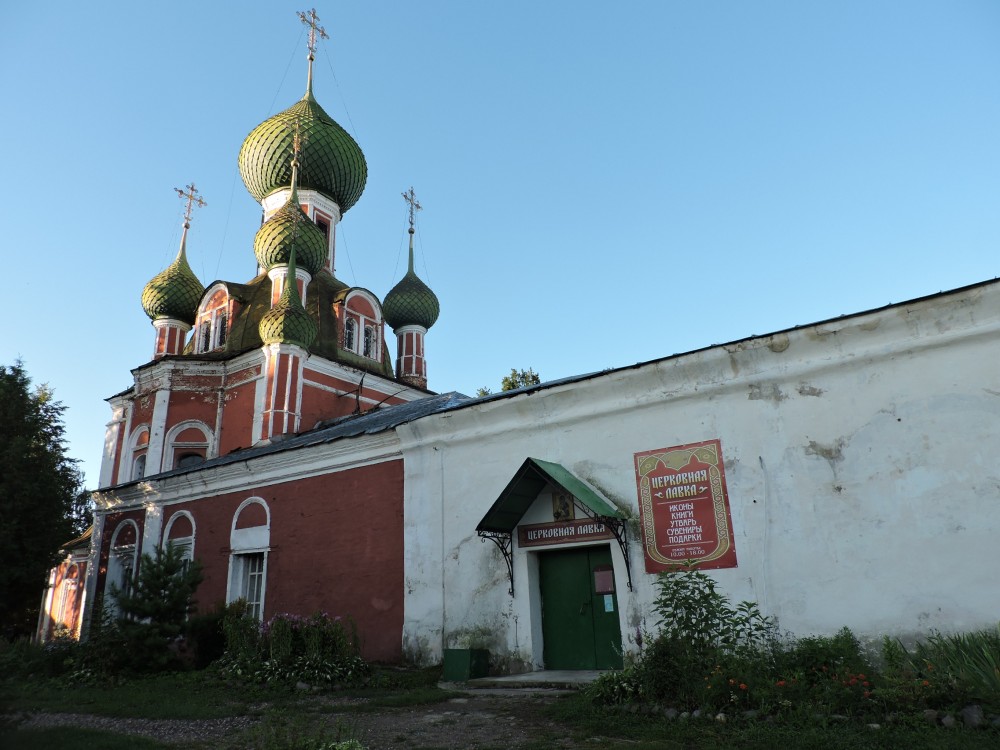 Богородицко-Сретенский Новодевичий монастырь. Собор Сретения Владимирской иконы Божией Матери (Владимирский), Переславль-Залесский (Переславский район и г. Переславль-Залесский, Ярославская область). архитектурные детали