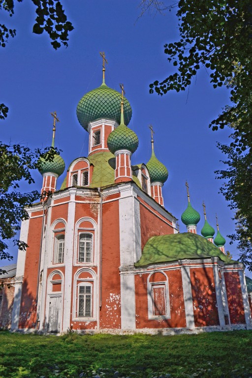 Богородицко-Сретенский Новодевичий монастырь. Собор Сретения Владимирской иконы Божией Матери (Владимирский), Переславль-Залесский (Переславский район и г. Переславль-Залесский, Ярославская область). архитектурные детали