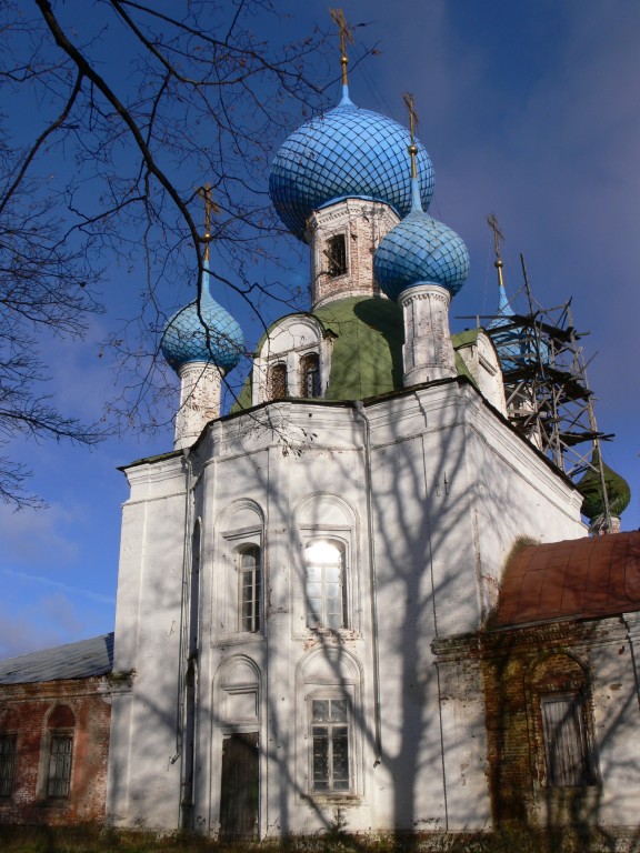 Переславль-Залесский. Богородицко-Сретенский Новодевичий монастырь. Собор Сретения Владимирской иконы Божией Матери (Владимирский). фасады