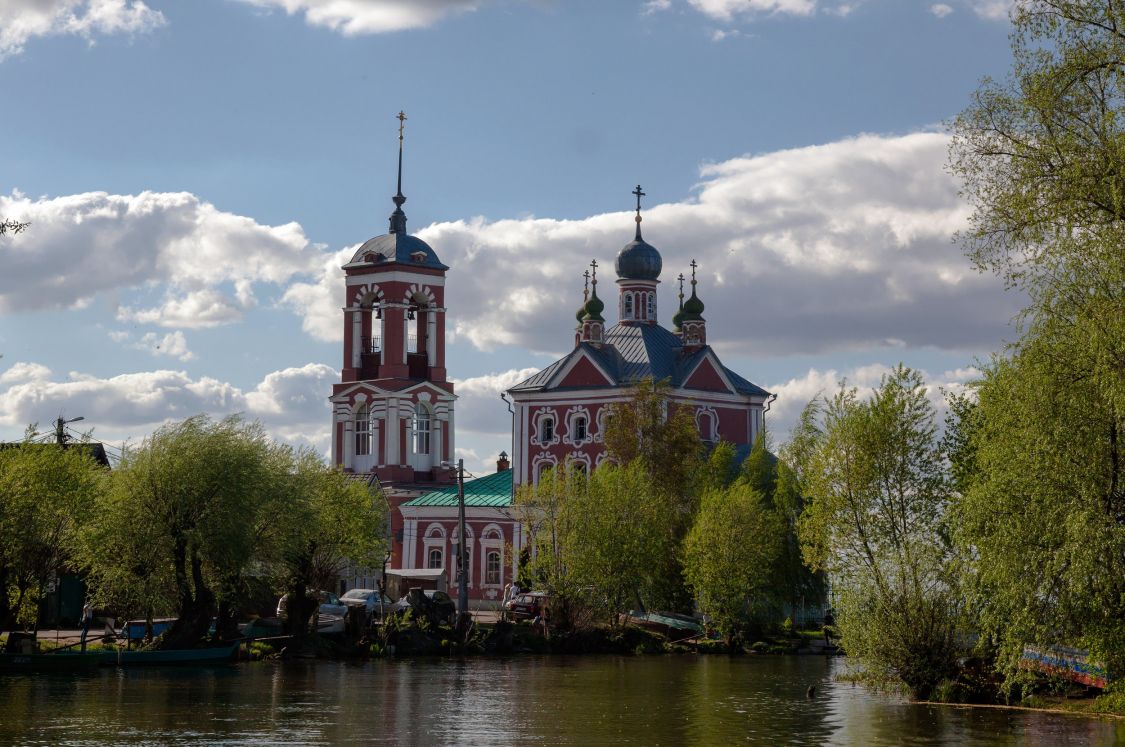 Переславль-Залесский. Церковь Сорока мучеников Севастийских. фасады