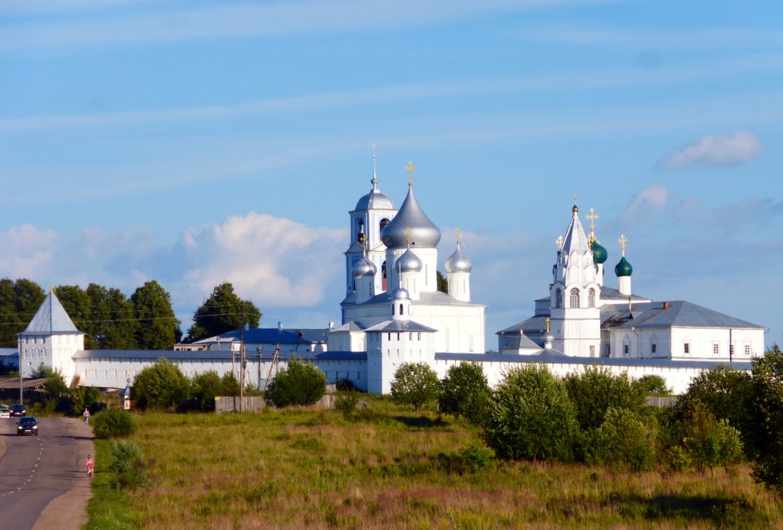 Переславль-Залесский. Никитский монастырь. фасады