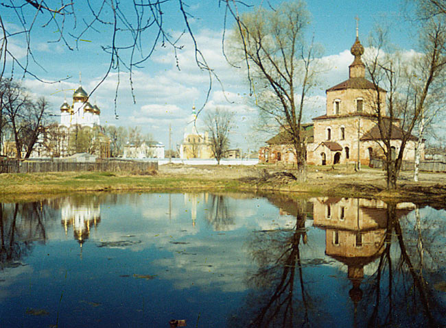 Церковь Смоленской иконы Божией Матери (Корнилиевская), Переславль-Залесский (Переславский район и г. Переславль-Залесский, Ярославская область). общий вид в ландшафте