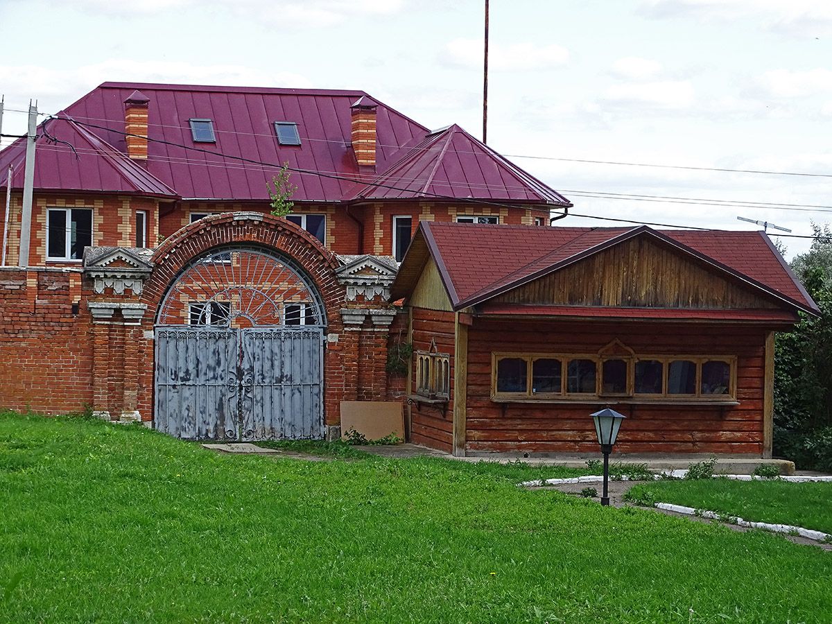 Крестовоздвиженский Иерусалимский монастырь, Горки Ленинские, пос. санатория (Ленинский городской округ, Московская область). дополнительная информация, Восточные ворота