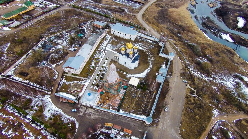 Лужецкий Ферапонтов монастырь, Можайск (Можайский городской округ, Московская область). общий вид в ландшафте