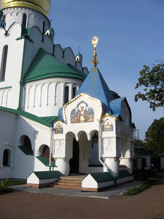 Собор Феодоровской иконы Божией Матери в Царском Селе, Пушкин (Царское Село) (Санкт-Петербург, Пушкинский район, г. Санкт-Петербург). архитектурные детали, Юго-восточное крыльцо