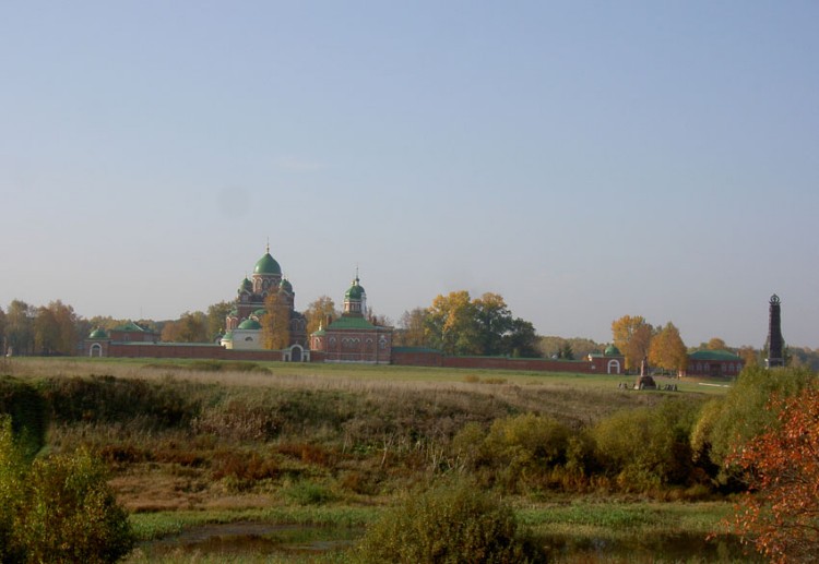 Семёновское (Бородинского с/о). Спасо-Бородинский монастырь. общий вид в ландшафте