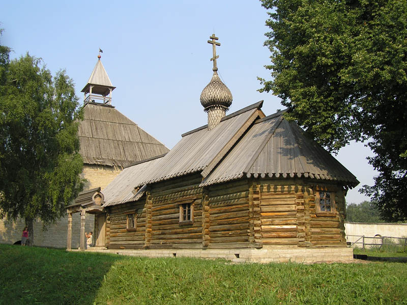 Старая Ладога. Церковь Димитрия Солунского. фасады