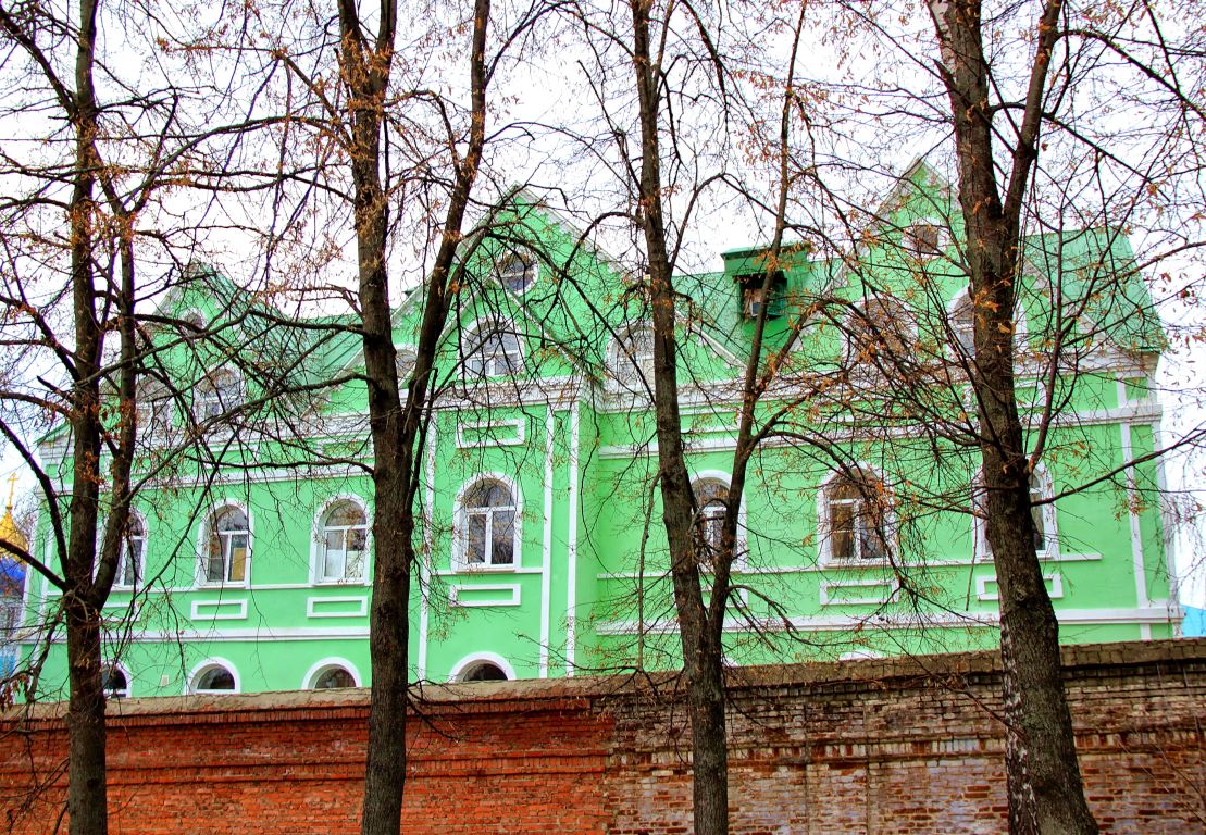 Задонск. Задонский Рождество-Богородицкий мужской монастырь. дополнительная информация