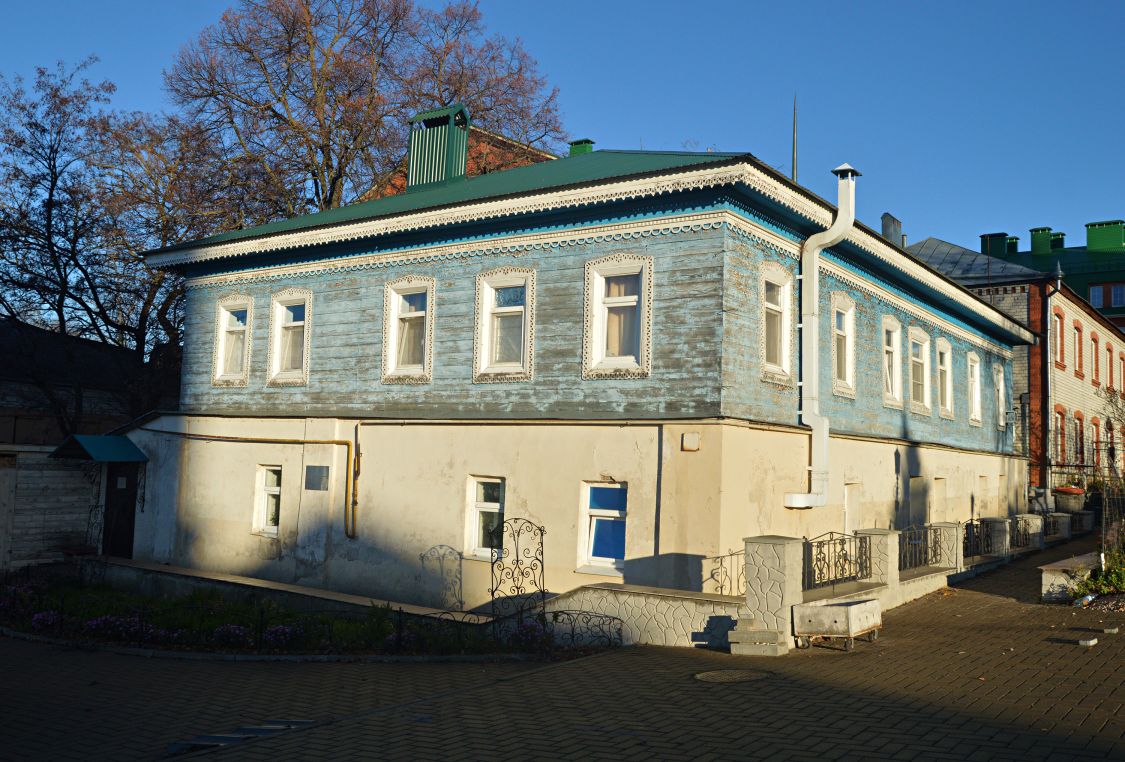 Задонский Рождество-Богородицкий мужской монастырь, Задонск (Задонский район, Липецкая область). дополнительная информация, Келейный корпус (позиция 15 на карте комплекса)