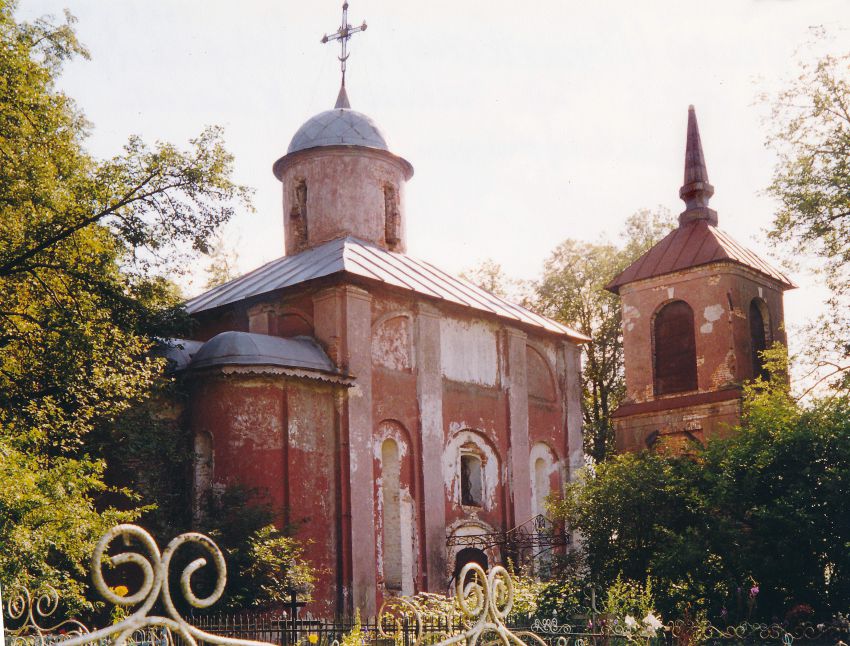 Юркино. Церковь Рождества Христова. фасады