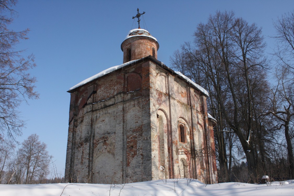 Юркино. Церковь Рождества Христова. фасады