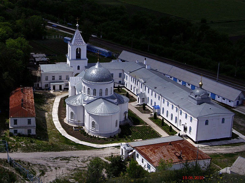 Успенский Дивногорский мужской монастырь, Дивногорский Монастырь, посёлок (Лискинский район, Воронежская область). фасады