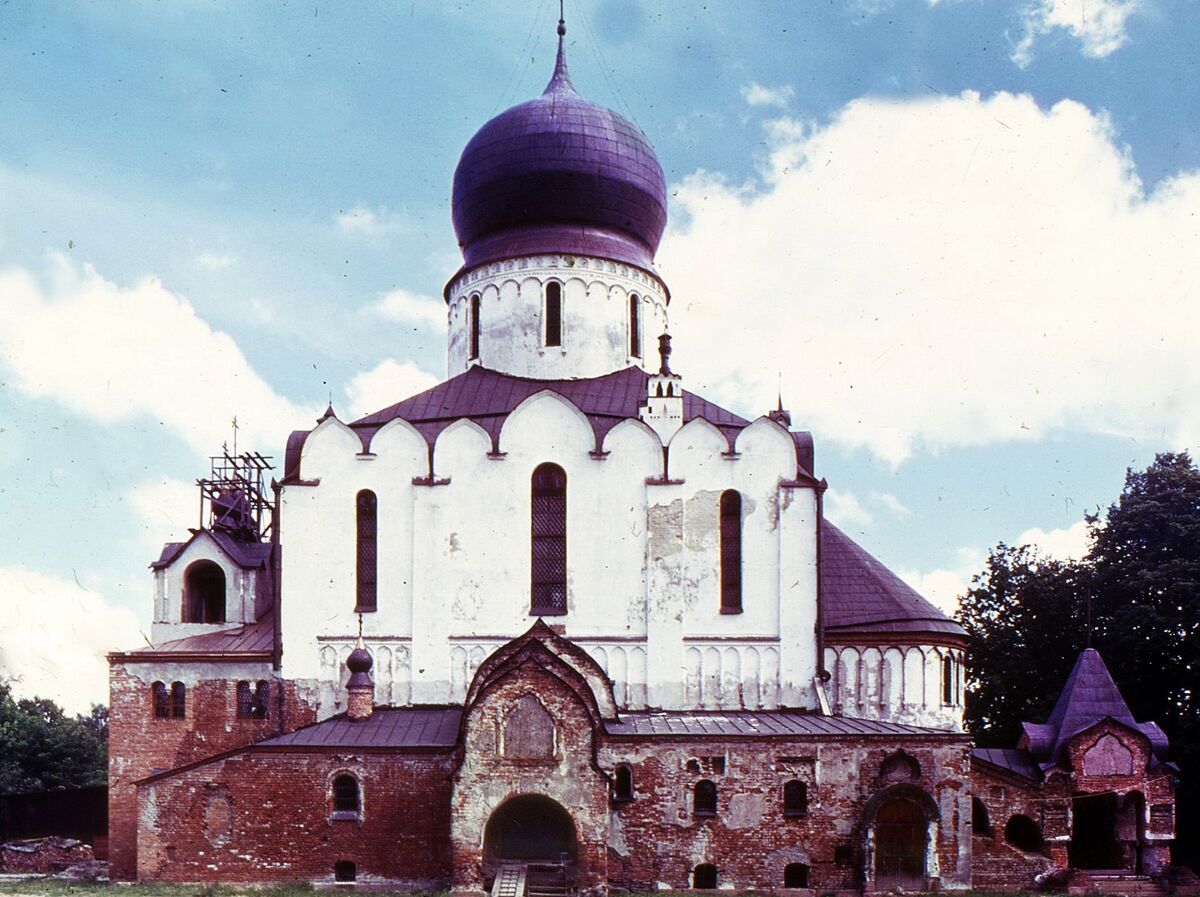 Собор Феодоровской иконы Божией Матери в Царском Селе, Пушкин (Царское Село) (Санкт-Петербург, Пушкинский район, г. Санкт-Петербург). архивная фотография, Южный фасад. Фото 1990 г. из приходского архива