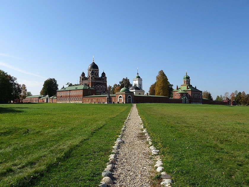 Спасо-Бородинский монастырь, Семёновское (Бородинского с/о) (Можайский городской округ, Московская область). общий вид в ландшафте