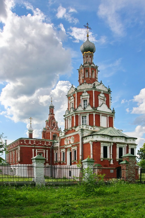 Церковь Смоленской иконы Божией Матери, Софрино, село (Пушкинский район и гг. Ивантеевка, Королёв, Московская область). фасады