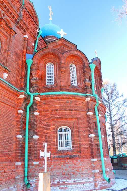 Церковь Покрова Пресвятой Богородицы, Черкизово (Пушкинский район и гг. Ивантеевка, Королёв, Московская область). архитектурные детали, Апсида, вид с юга
