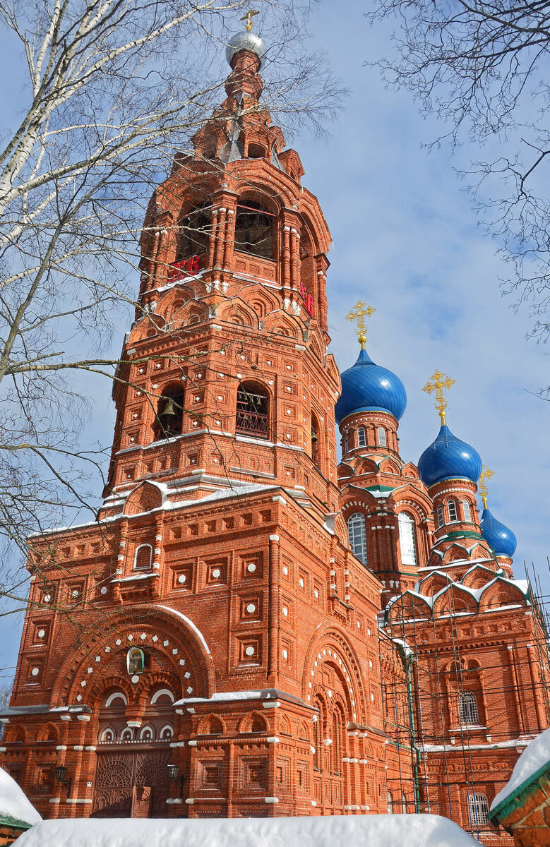 Церковь Покрова Пресвятой Богородицы, Черкизово (Пушкинский район и гг. Ивантеевка, Королёв, Московская область). архитектурные детали