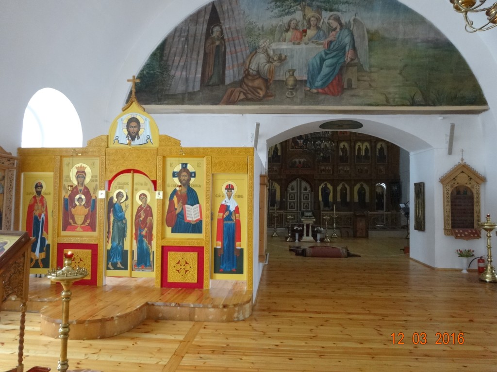 Собор Троицы Живоначальной, Вязьма (Вяземский район, Смоленская область). интерьер и убранство, иконостас