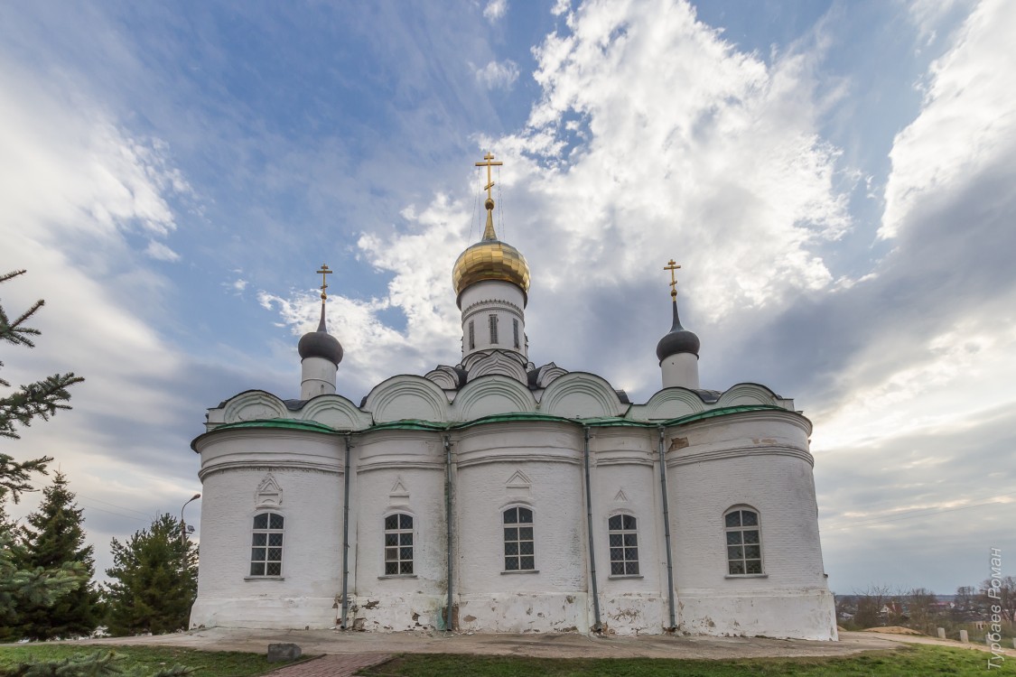 Вязьма. Собор Троицы Живоначальной. фасады