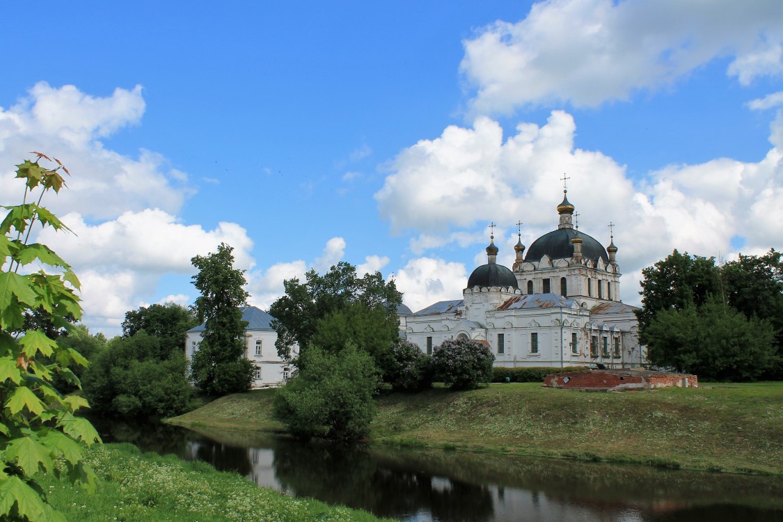 Гагарин. Собор Благовещения Пресвятой Богородицы. фасады